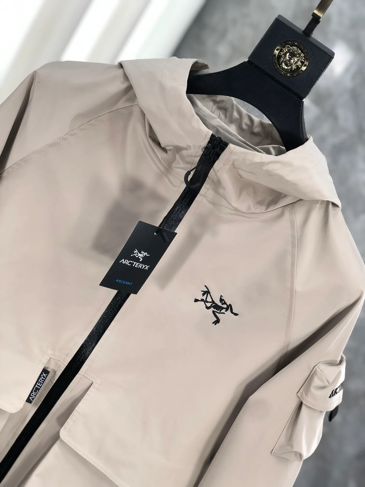 Same Style， ， ！2026 New Arrival ，Original Premium ！ Breathable ， ， ， Quality。 ！ ， ！Sizes：M～3XL，